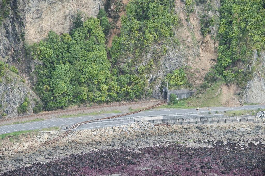 Damage to infrastructure following eathquake on 14 Nov 16 near Kaikoura coast © New Zealand Defence Force